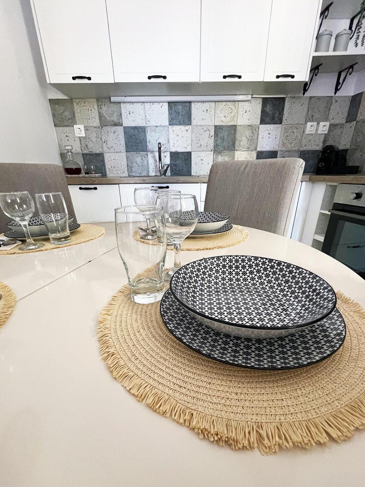 Odysseus Boutique Apartment แอร์มิโอนี ภายนอก รูปภาพ